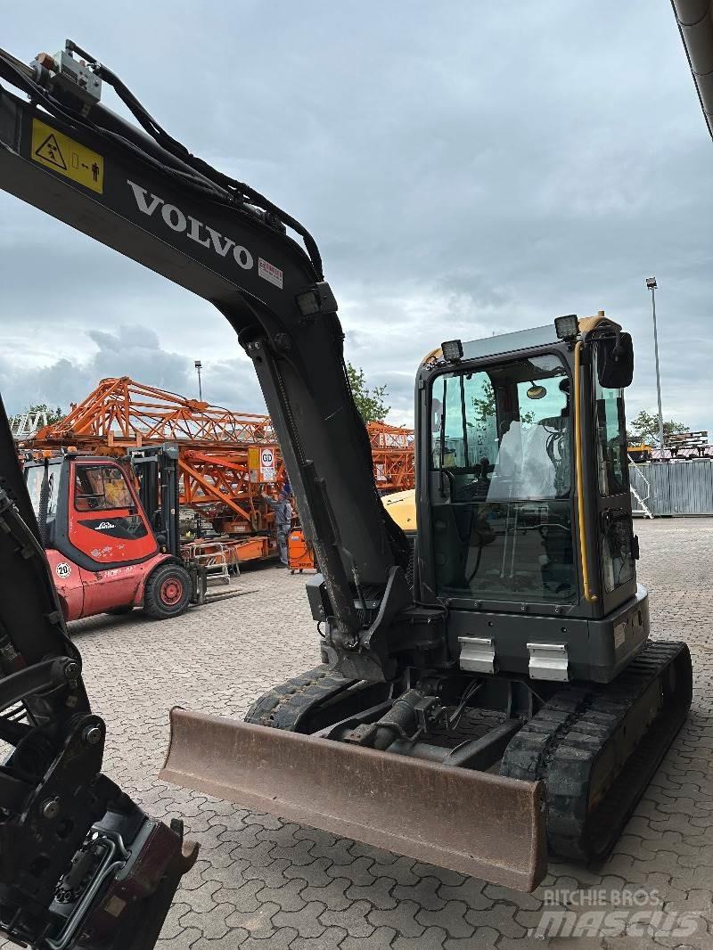 Volvo ECR 58D حفارات صغيرة أقل من 7 طن (حفارات صغيرة)