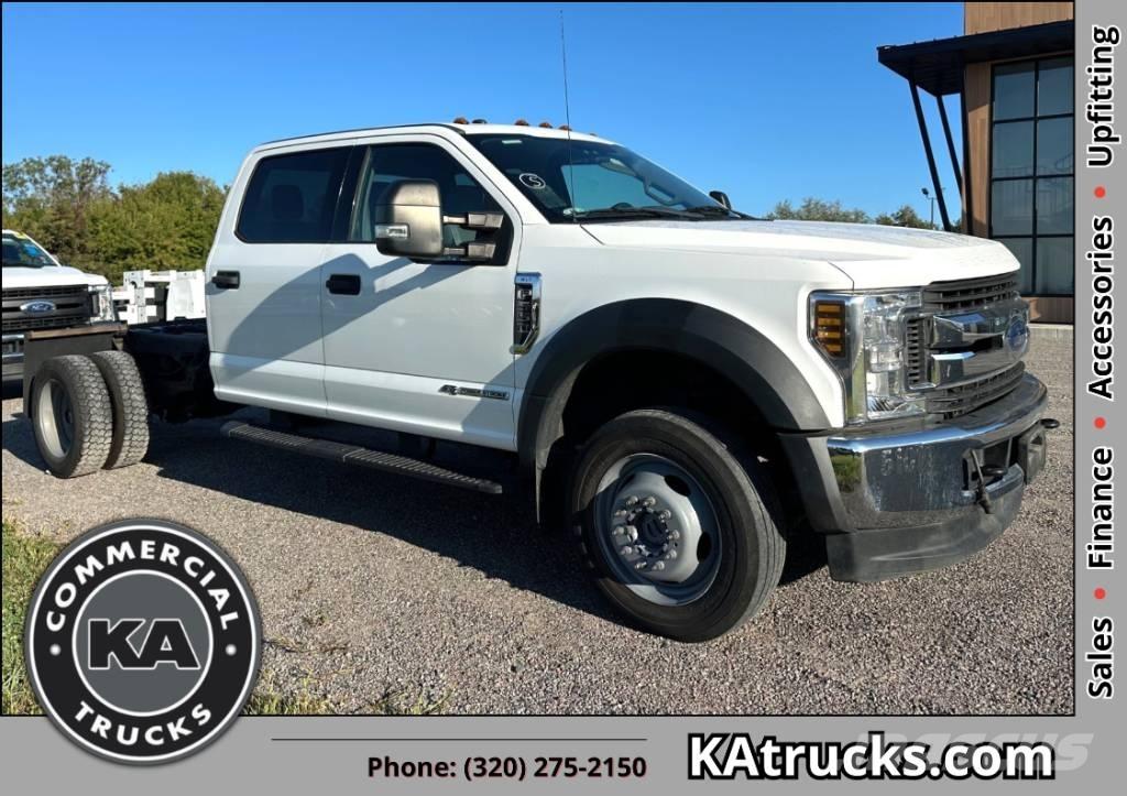 Ford F 550 XLT SD شاحنات بمقصورة وهيكل