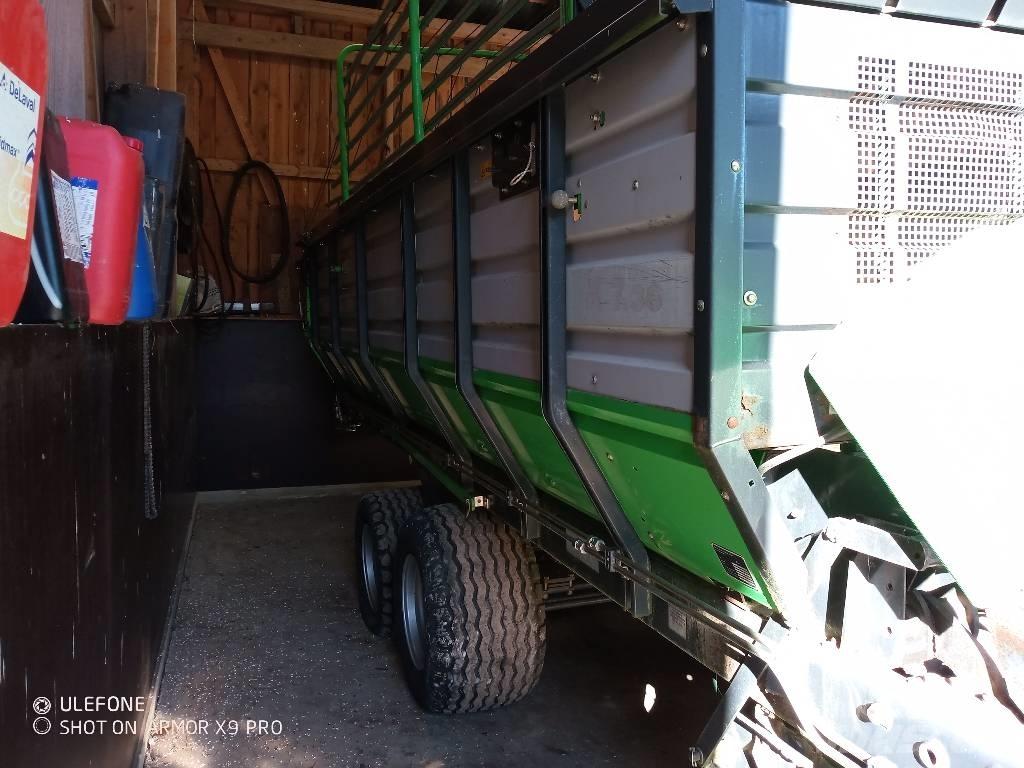 Deutz-Fahr K7.36 مقطورات ذاتية التحميل