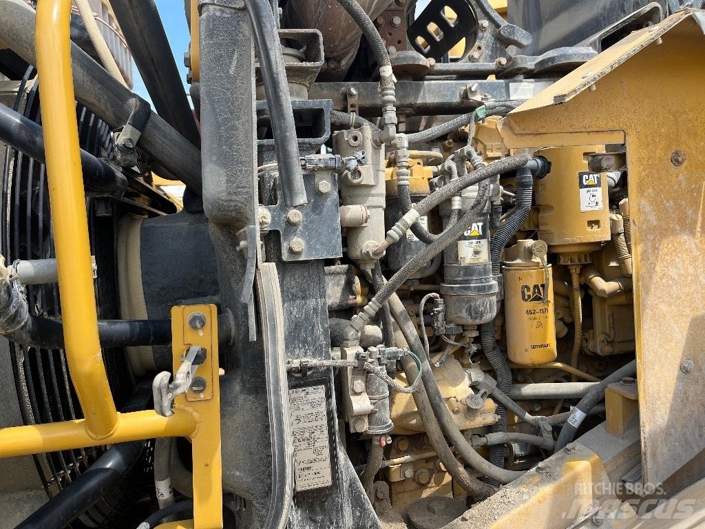 CAT 950 K لوادر بعجل