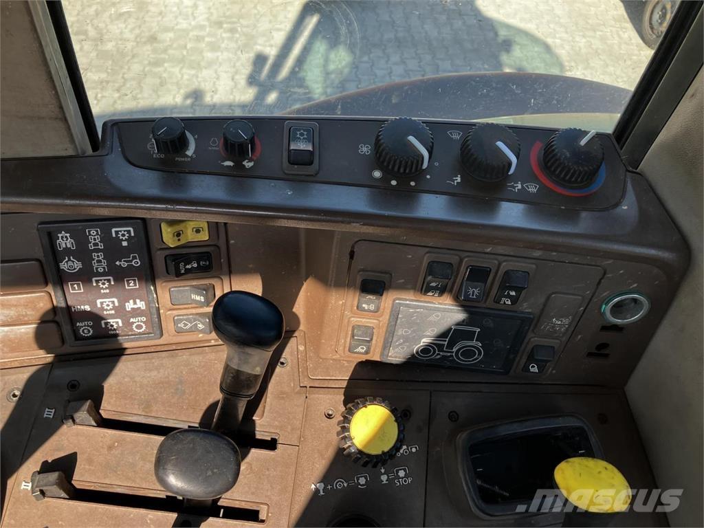 John Deere 6920 S الجرارات