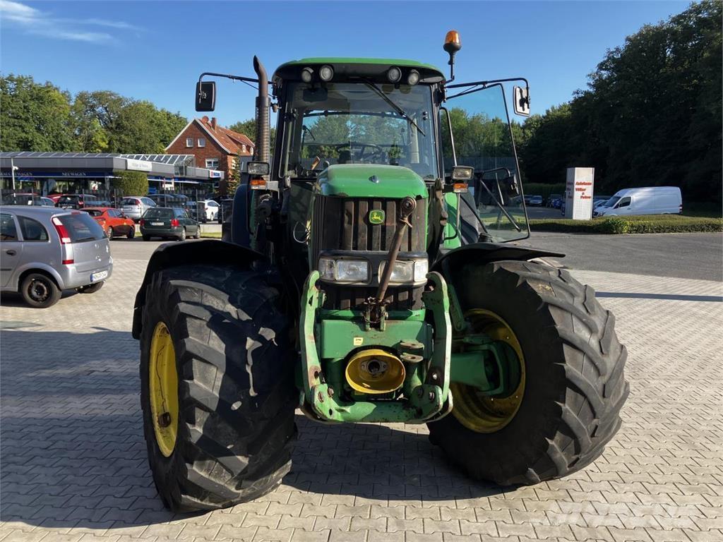John Deere 6920 S الجرارات