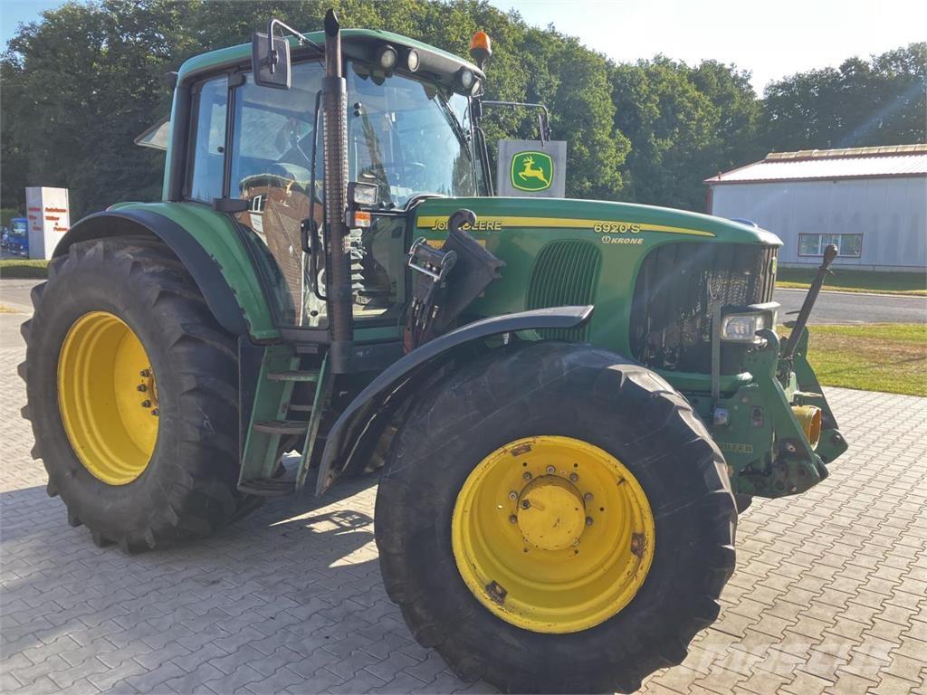 John Deere 6920 S الجرارات