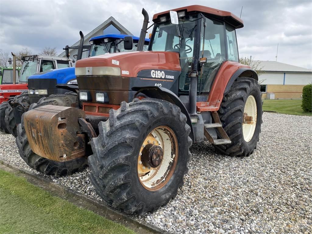 New Holland G190 الجرارات