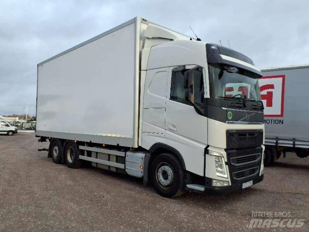 Volvo FH 500 شاحنات ذات هيكل صندوقي