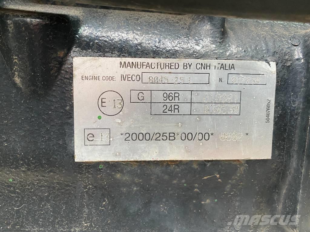 CASE JX 95 الجرارات