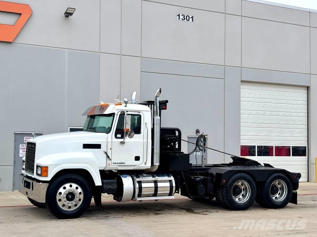 Mack CHU 613 مركبات إصلاح الأعطال