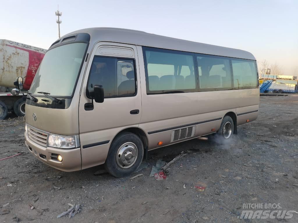 Toyota Coaster Bus حافلة صغيرة
