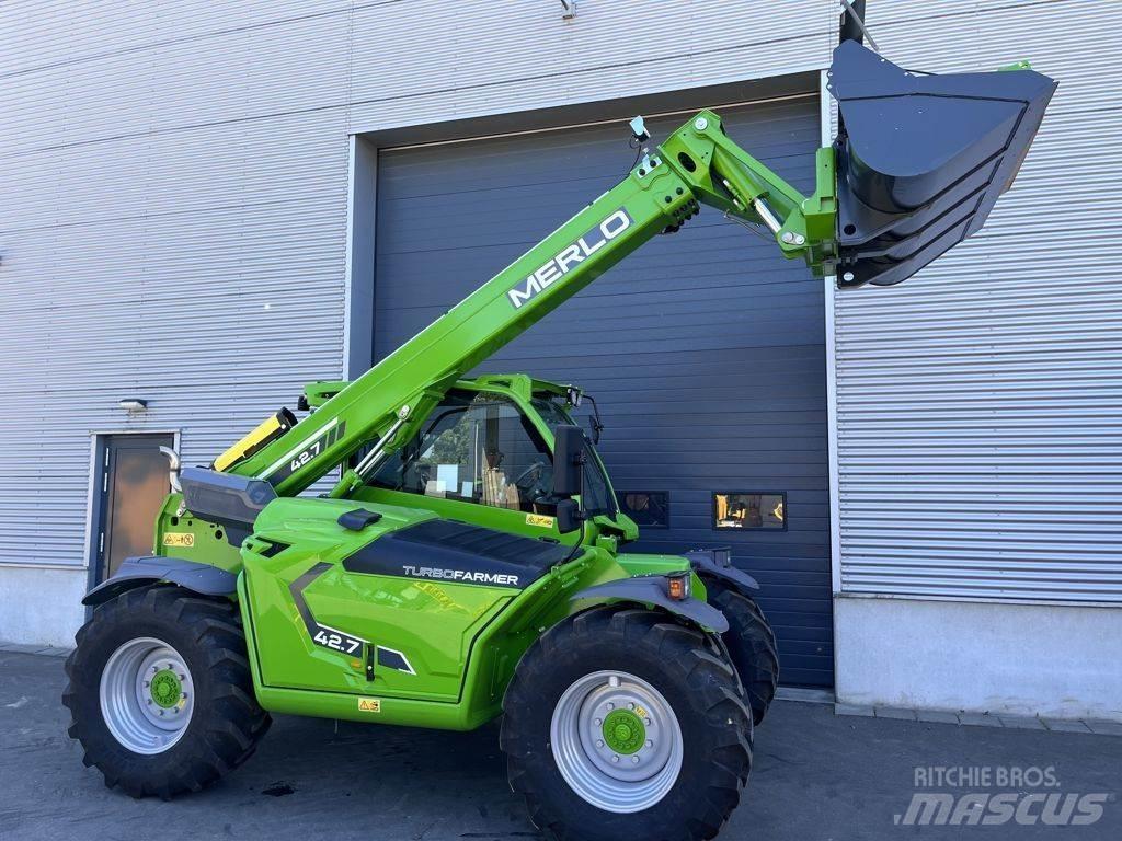 Merlo TF42.7CS-136 مناولات متداخلة