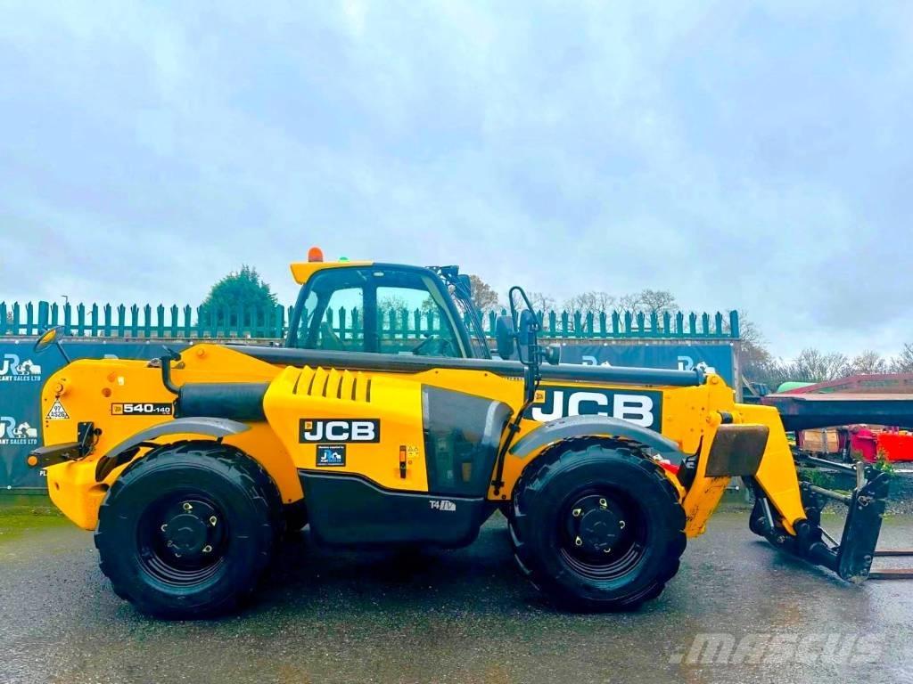 JCB 540-140 مناولات متداخلة