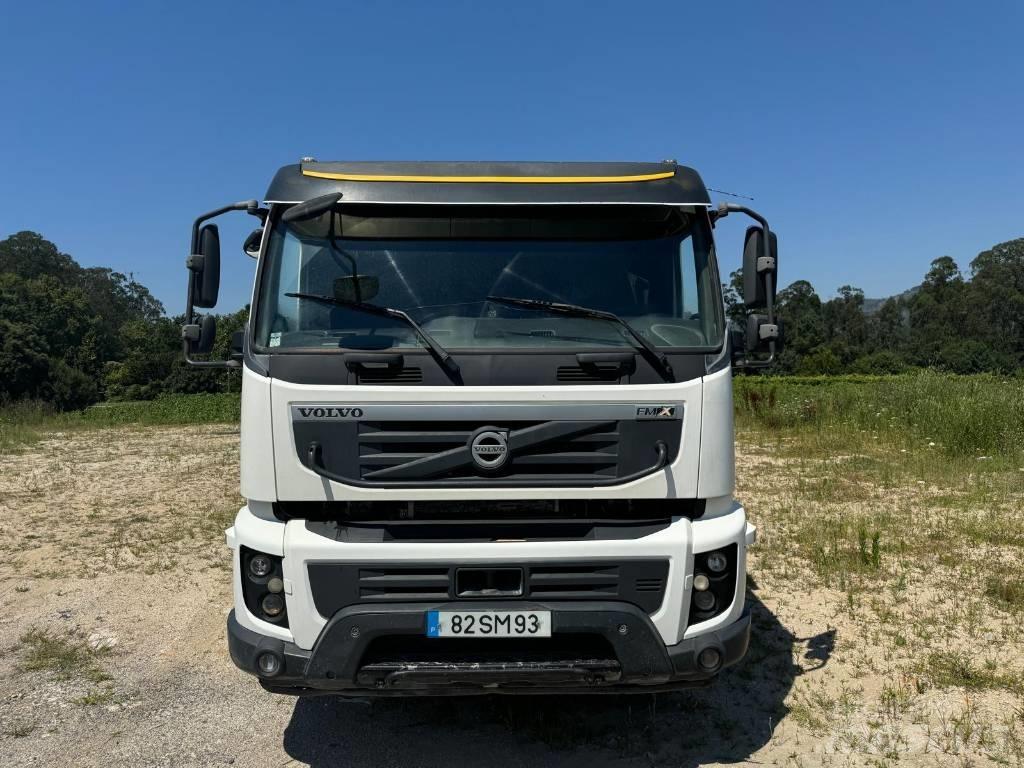 Volvo FMX 450 وحدات الجر