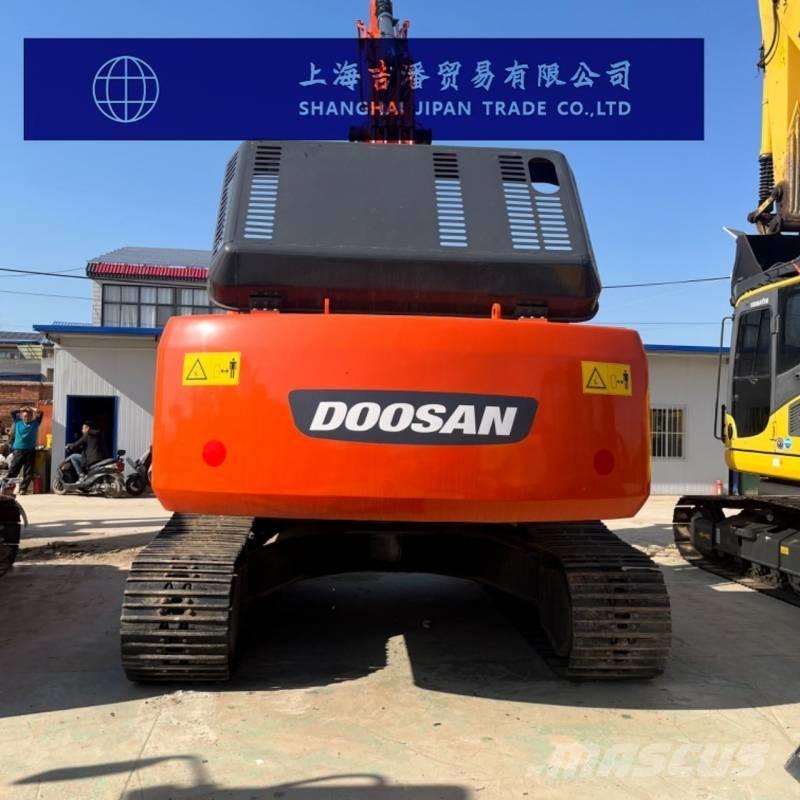 Doosan DX 300 حفارات زحافة