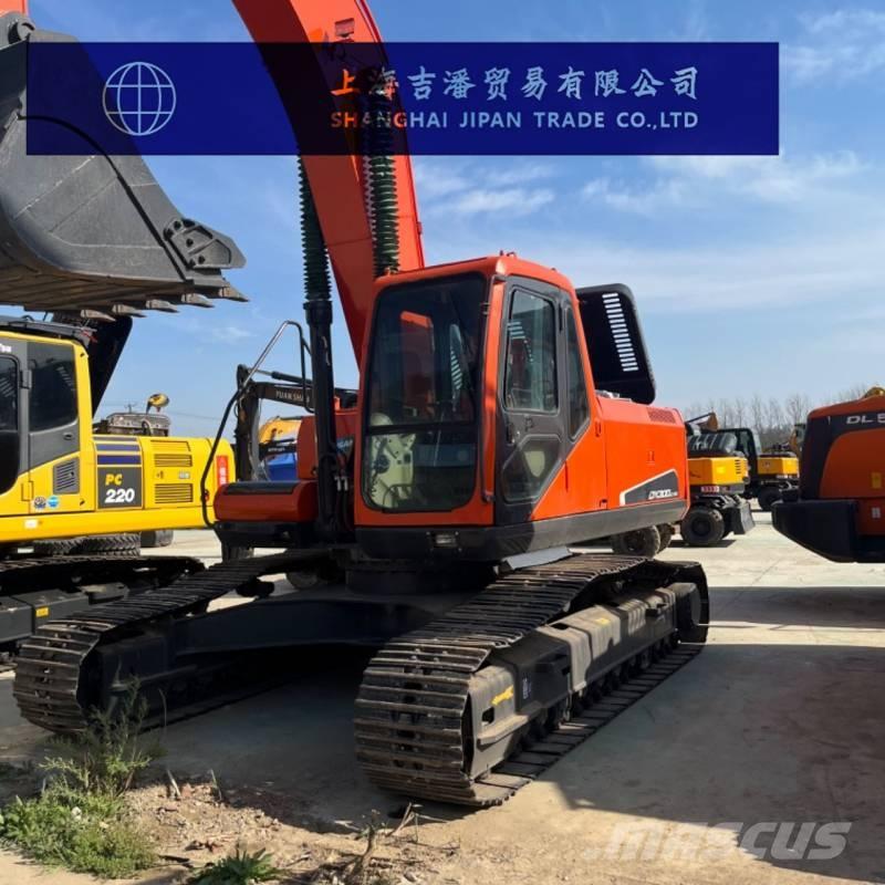 Doosan DX 300 حفارات زحافة