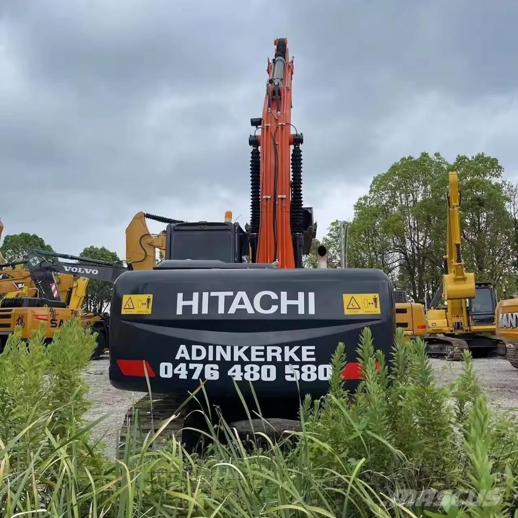 Hitachi ZX 200 حفارات زحافة