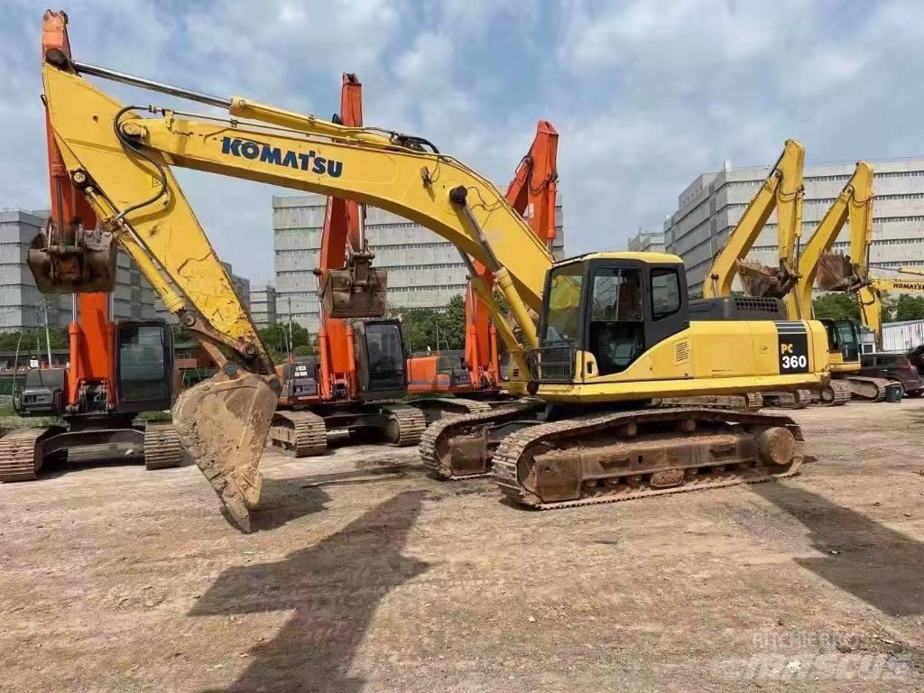 Komatsu PC 360-7 حفارات زحافة