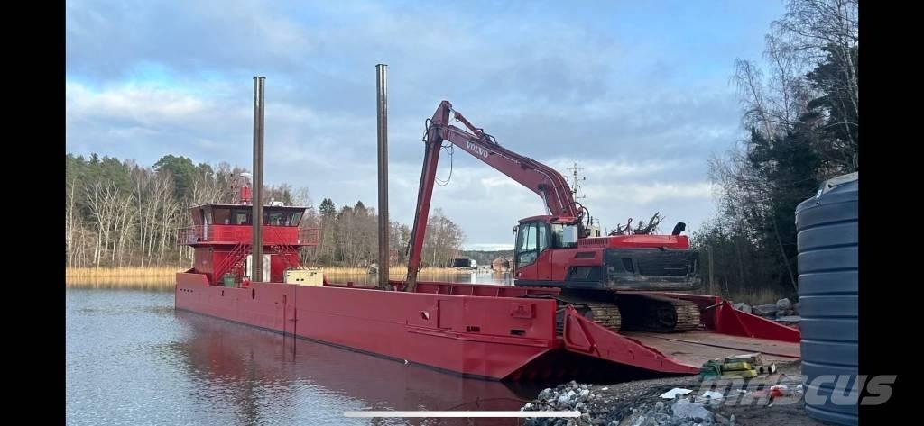Cargo Ship Ganador زوارق العمل / مراكب شحن