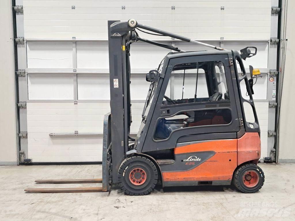 Linde E25-01 شاحنات ذات رافعات شوكية تعمل بالكهرباء