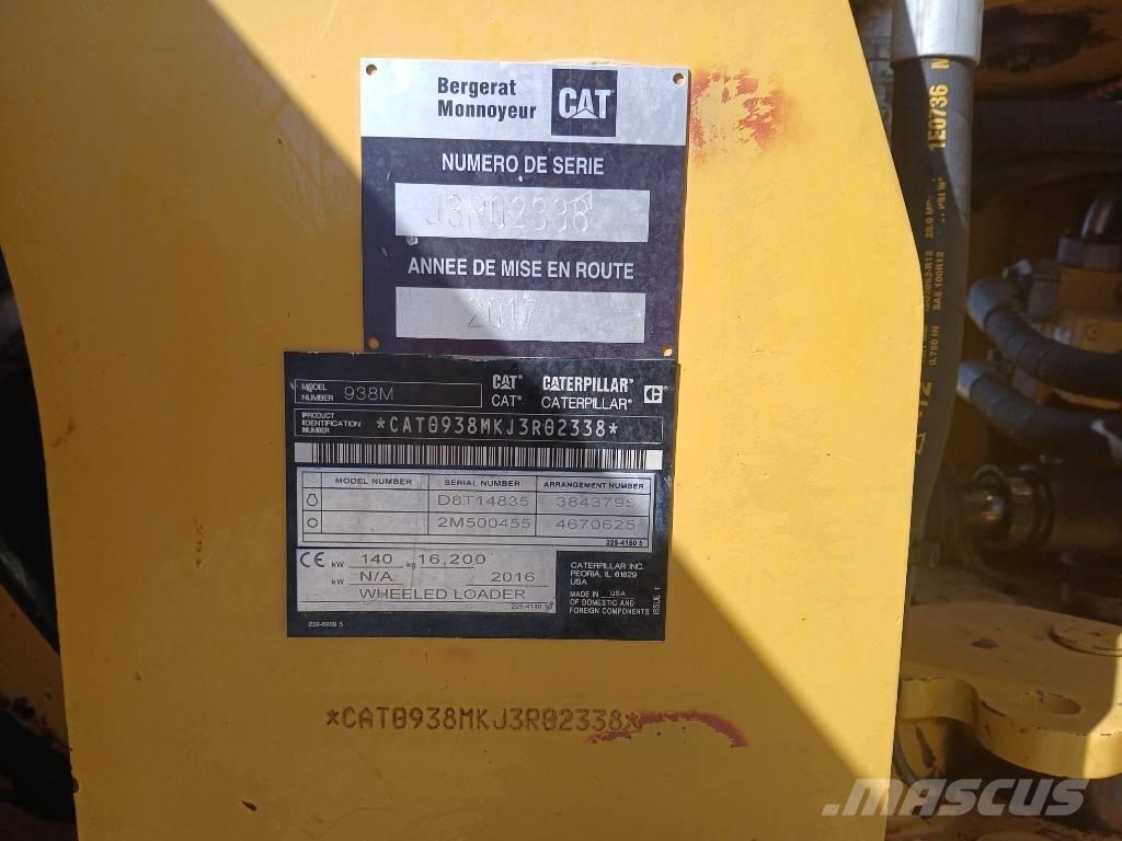 CAT 938 لوادر بعجل