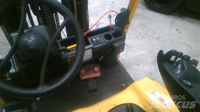 Hyster J 1.6 XNT شاحنات ذات رافعات شوكية تعمل بالكهرباء