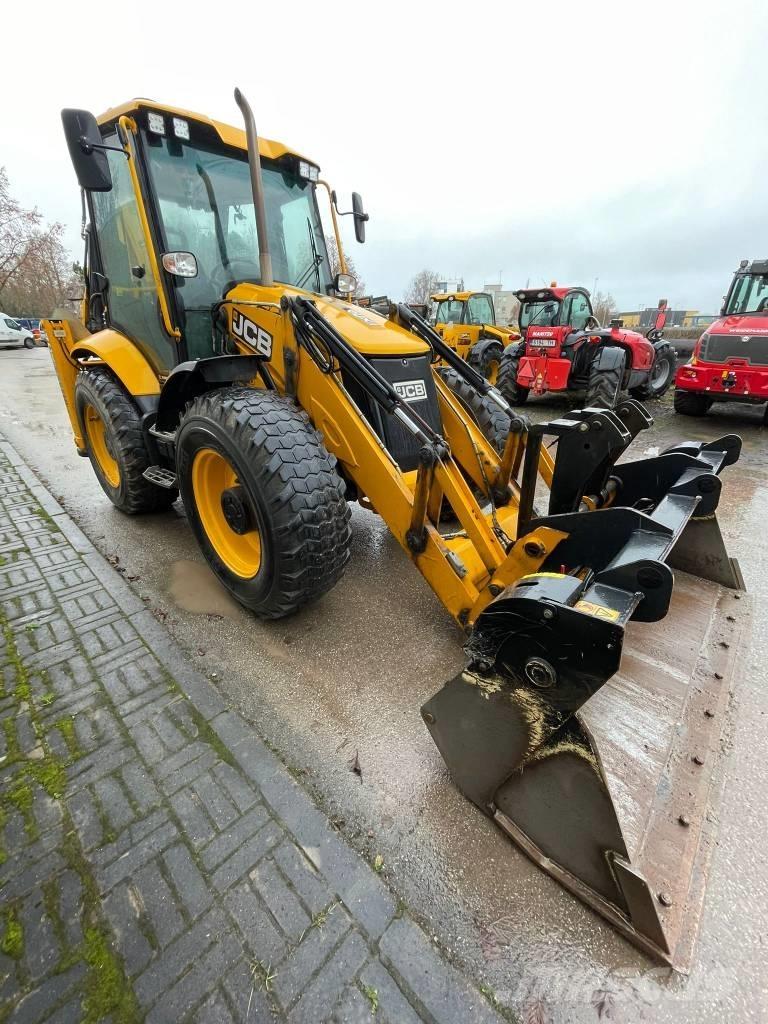 JCB 4 CX لوادر ذات جرافات عكسية