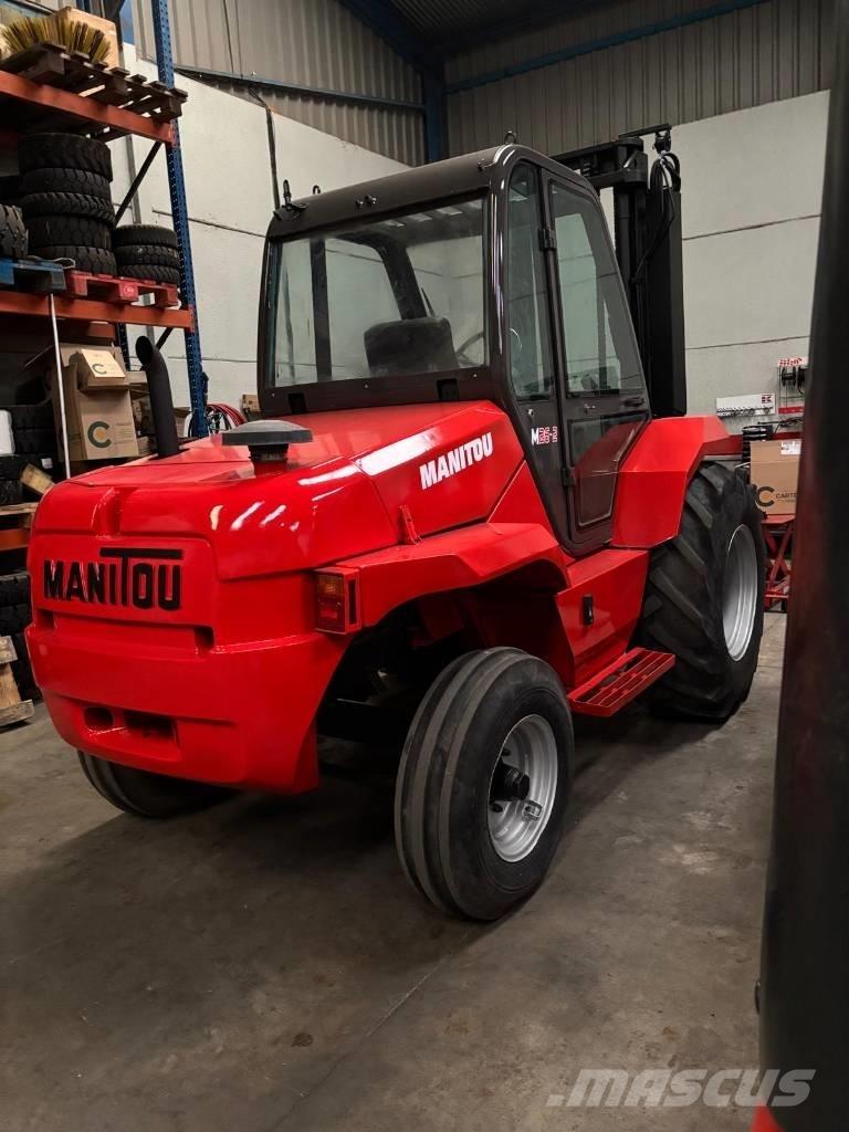 Manitou MH 26.2 شاحنات الديزل