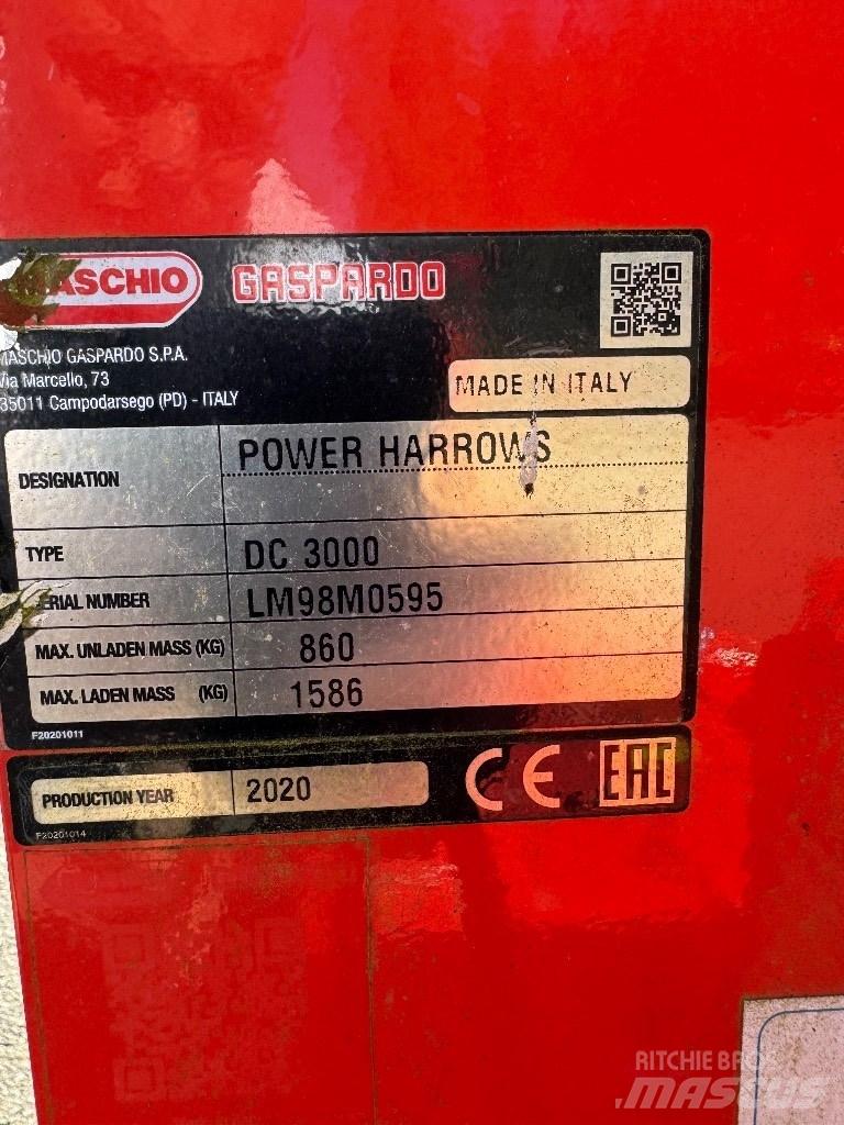 Maschio DC 3000 الكاسحات وقلابات التربة ذات المحركات