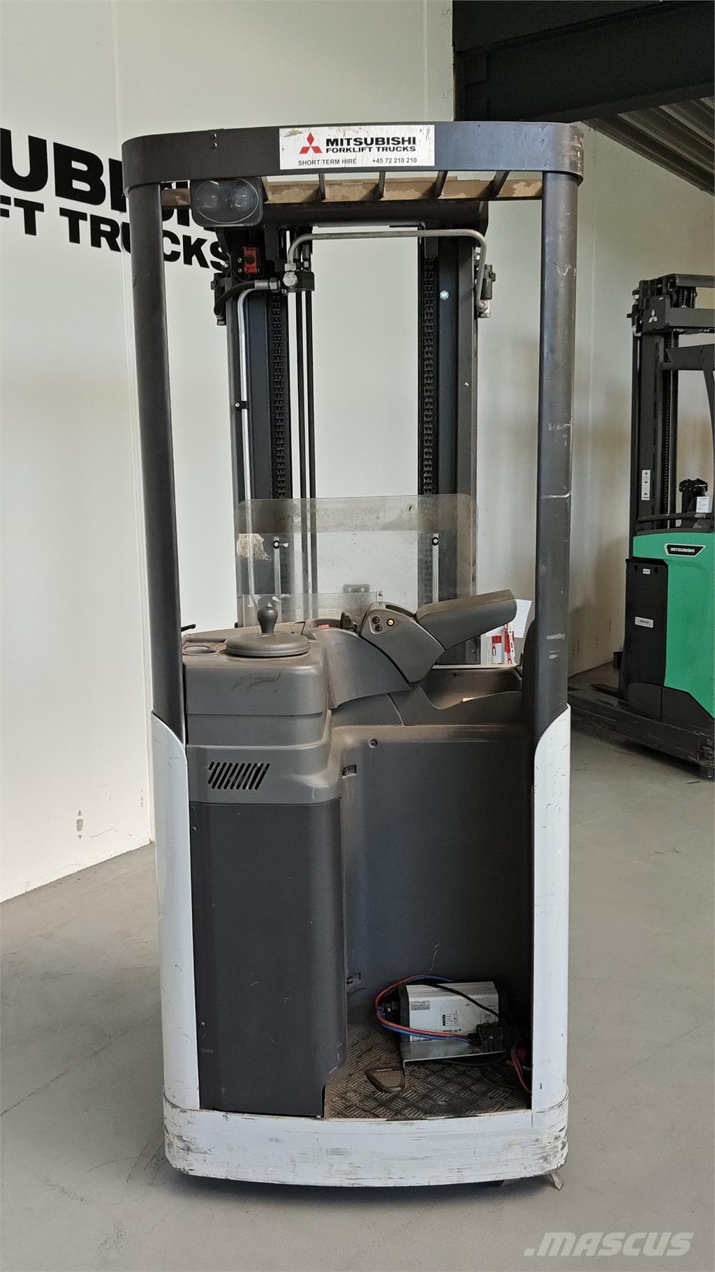 Atlet AJN160 شاحنات مناولة ذاتية الدفع