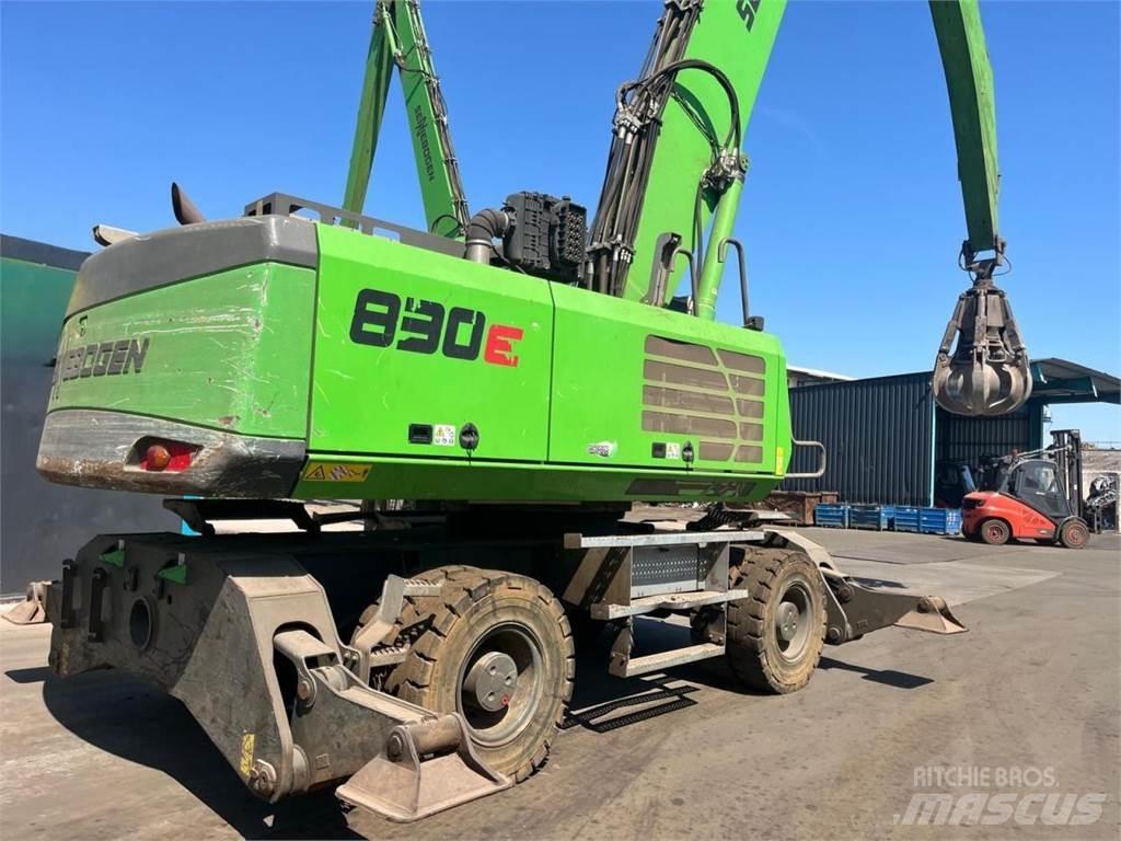 Sennebogen 830E حفارات بعجل