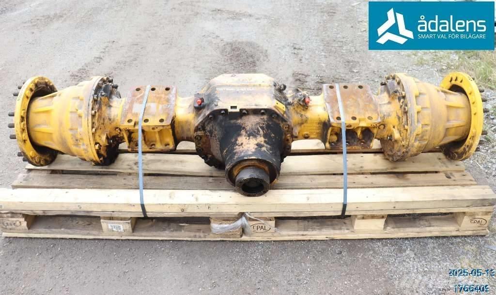 Volvo L 120 G محور العجلة