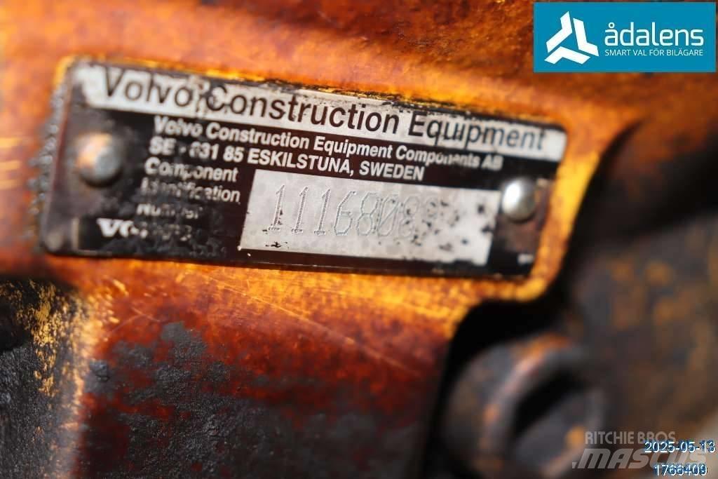 Volvo L 120 G محور العجلة