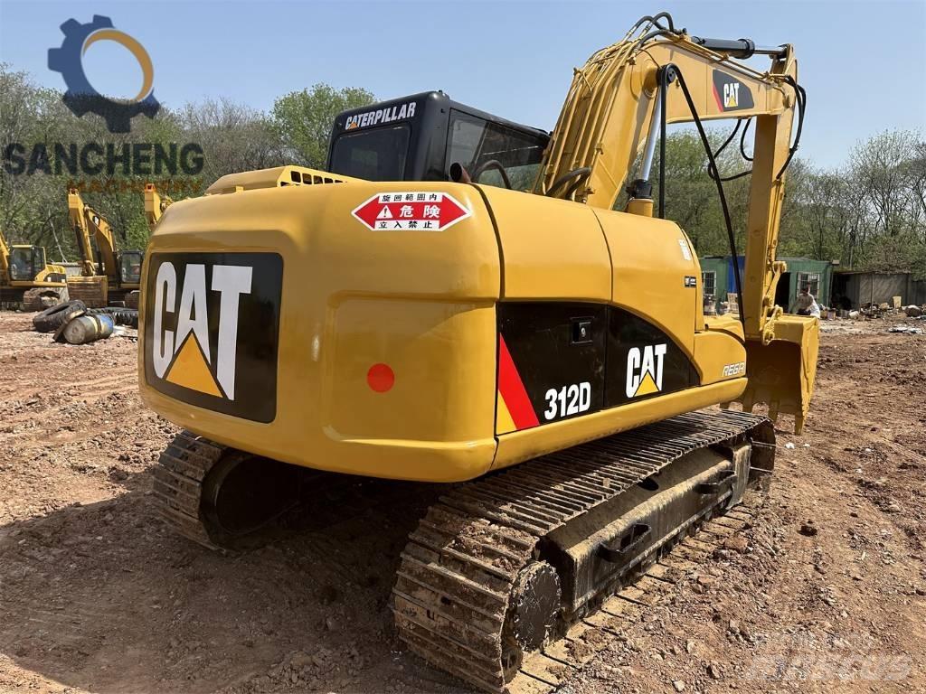 CAT 312 D حفارات زحافة