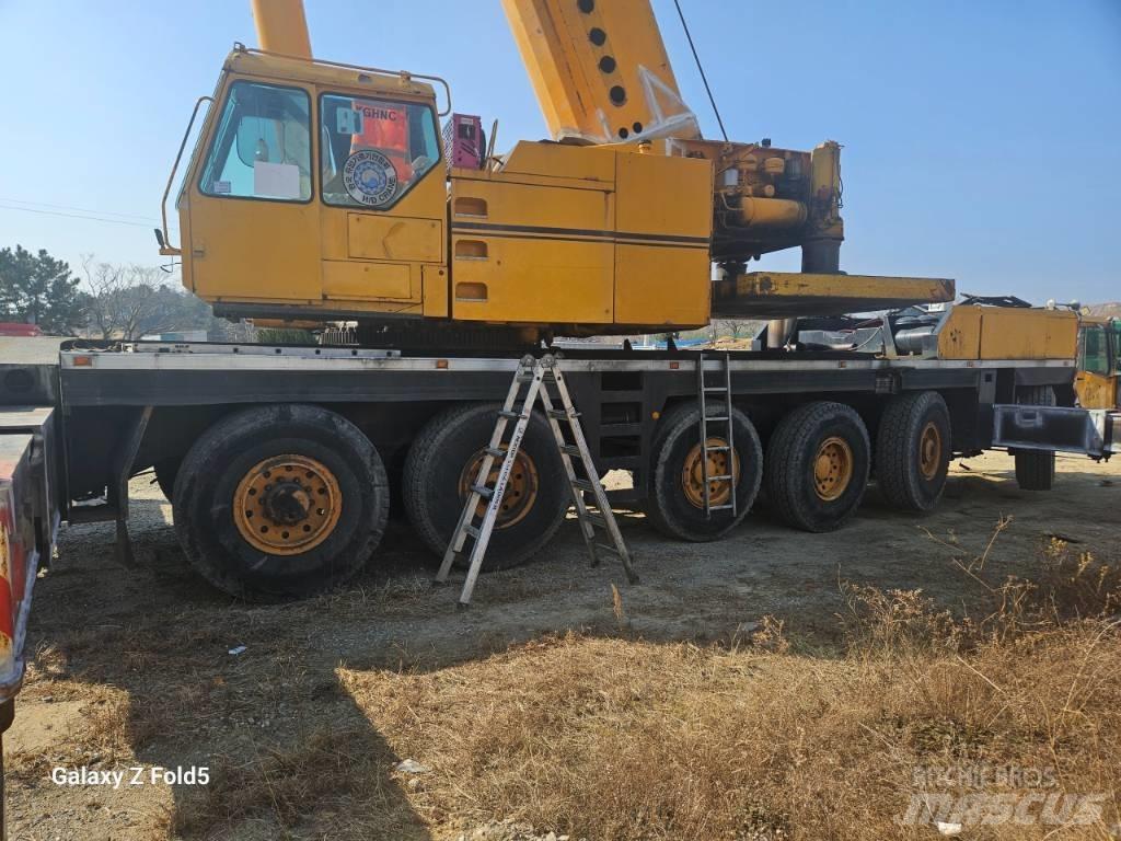 Liebherr LTM1225 رافعات صالحة لكل أنواع الطرق