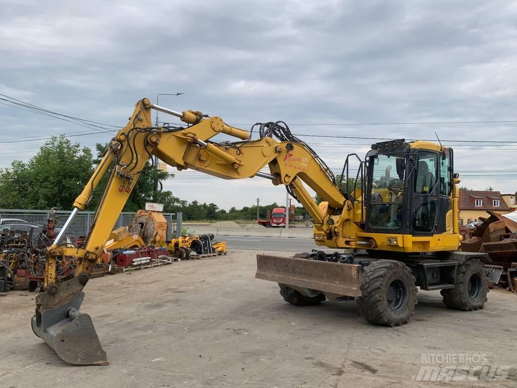 Komatsu PW118MR-11W حفارات بعجل
