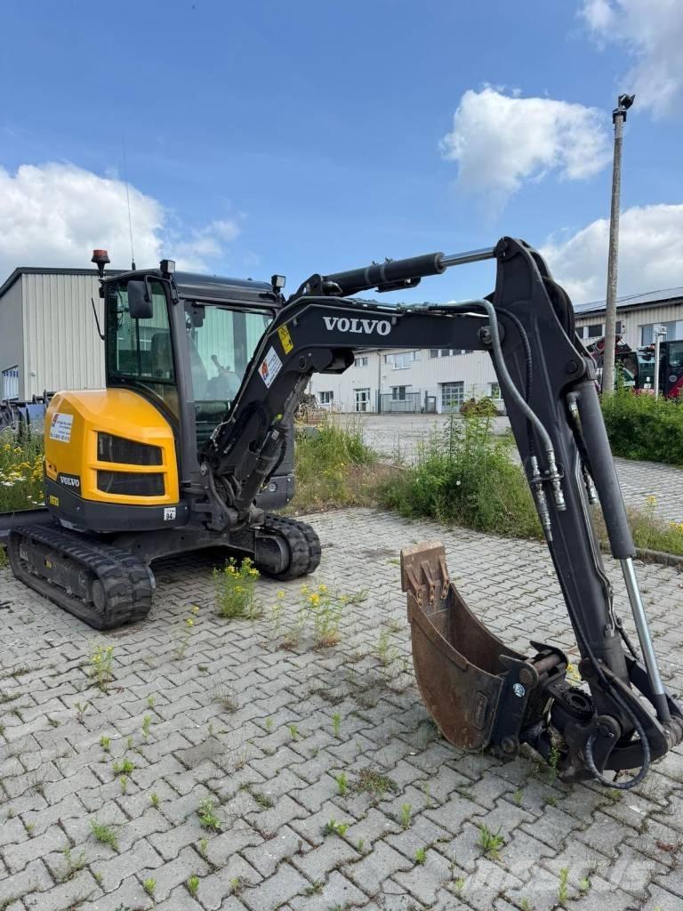 Volvo ECR35D حفارات صغيرة أقل من 7 طن (حفارات صغيرة)