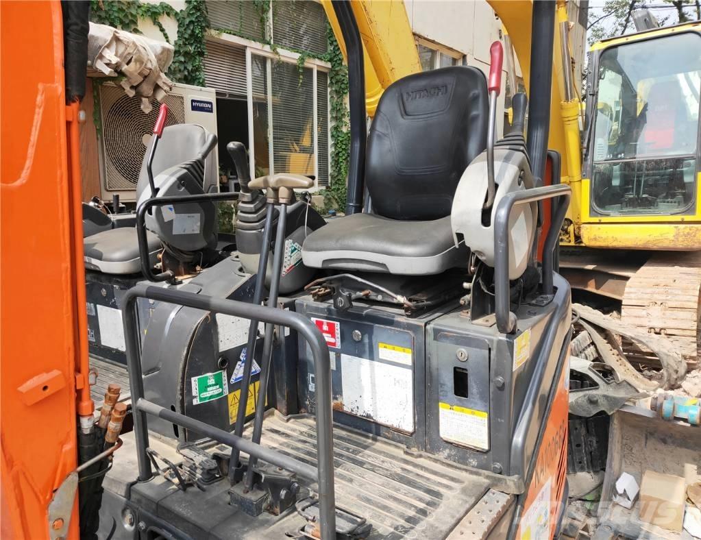 Hitachi ZX 17 U-2 حفارات صغيرة أقل من 7 طن (حفارات صغيرة)