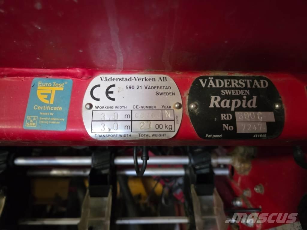 Väderstad Rapid300C مثاقيب مدمجة