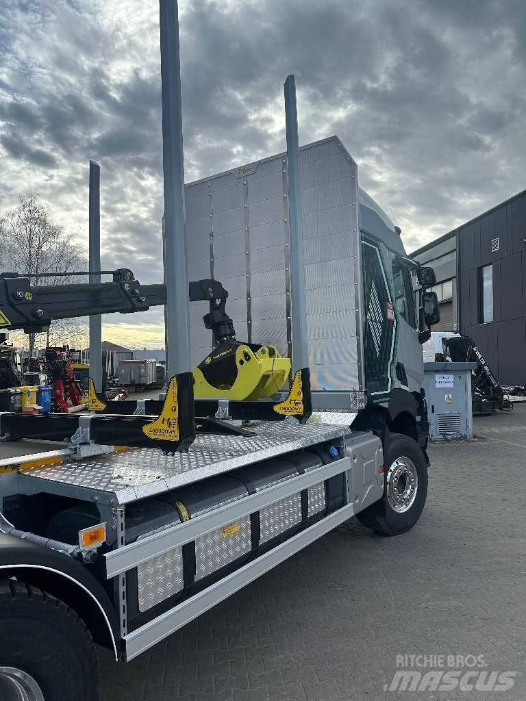 Renault Gama K 520 شاحنات أشجار