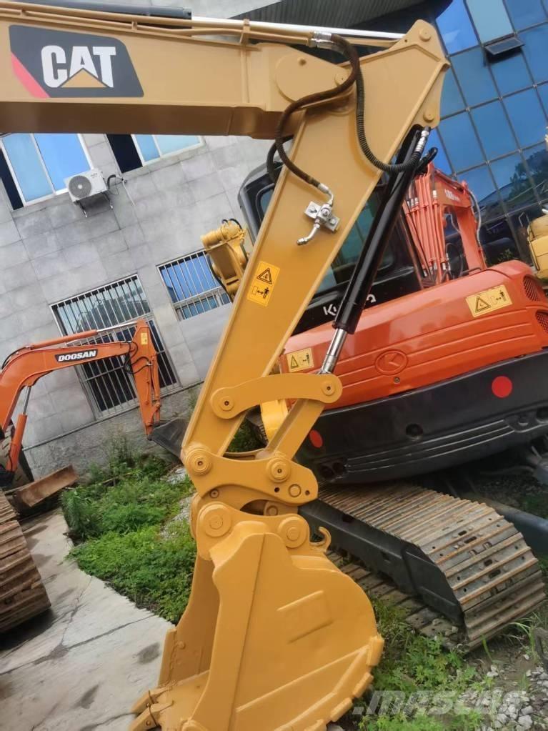 CAT 307,5 حفارات زحافة