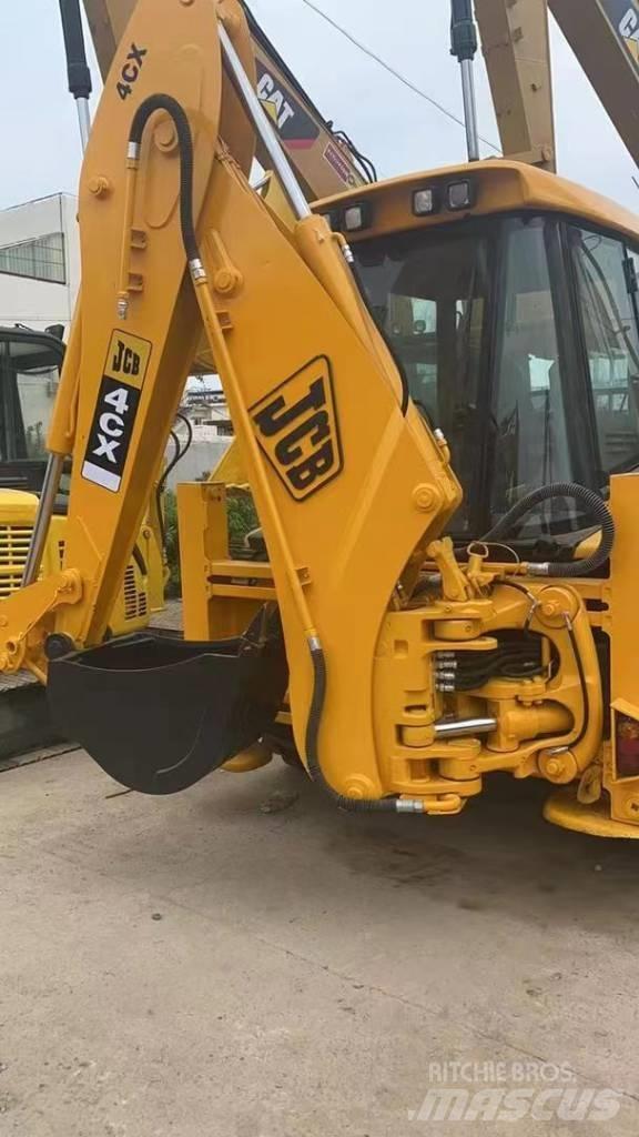 JCB 4 CX لوادر ذات جرافات عكسية