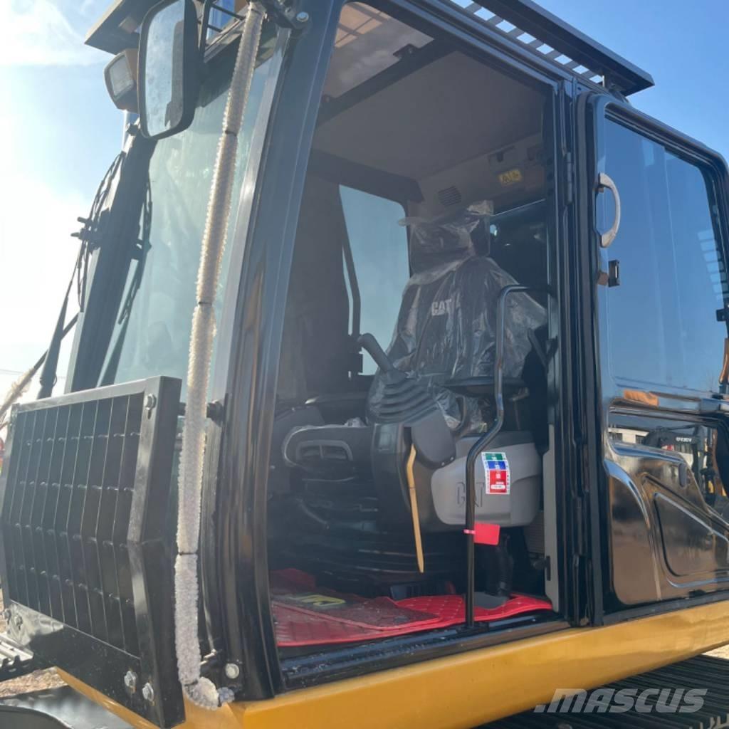 CAT 329 D حفارات زحافة