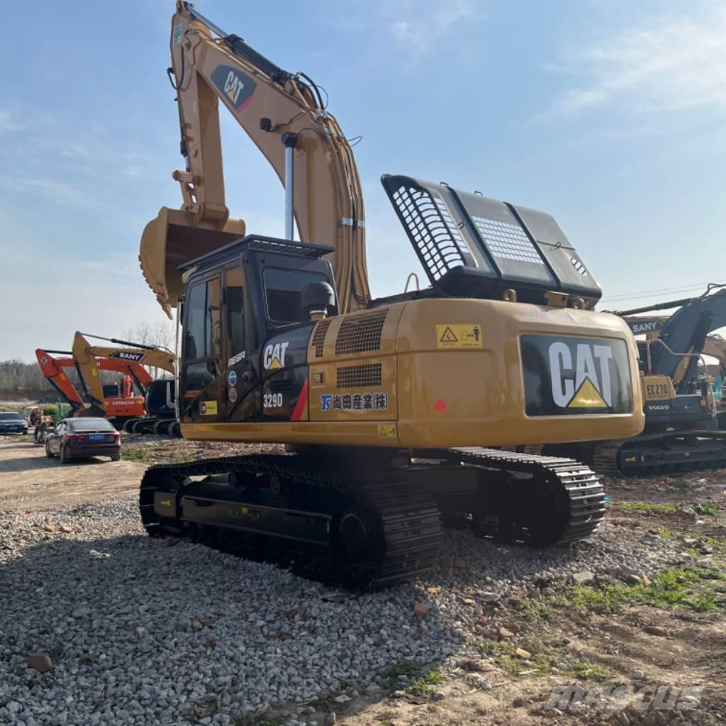 CAT 329 D حفارات زحافة