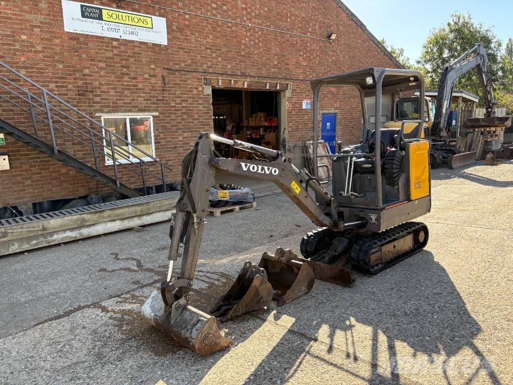 Volvo EC 15 E حفارات صغيرة أقل من 7 طن (حفارات صغيرة)