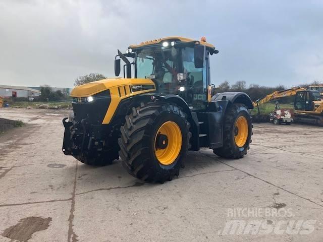 JCB (21007788) FT 4220 الجرارات