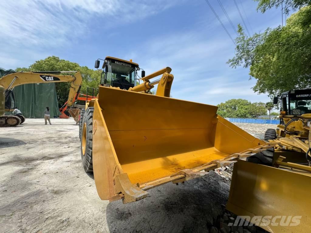 CAT 966 H لوادر بعجل