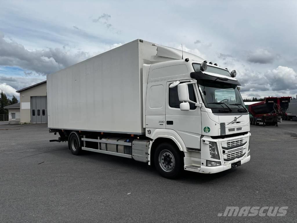 Volvo FM 330 شاحنات ذات هيكل صندوقي