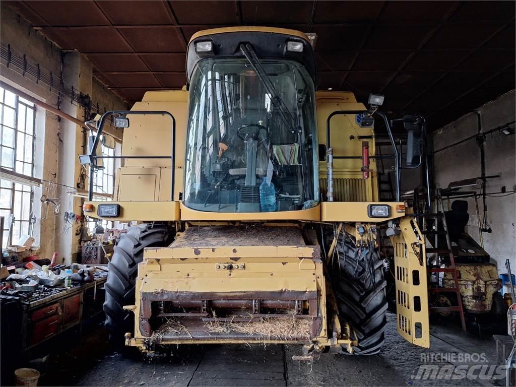 New Holland TX66 أخرى