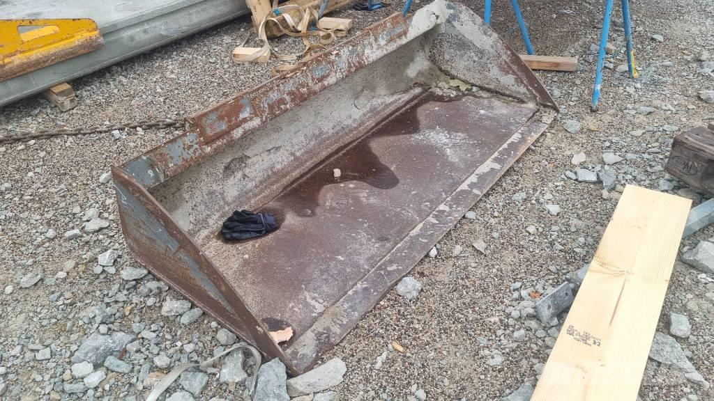 Volvo MC 70 لوادر انزلاقية التوجيه