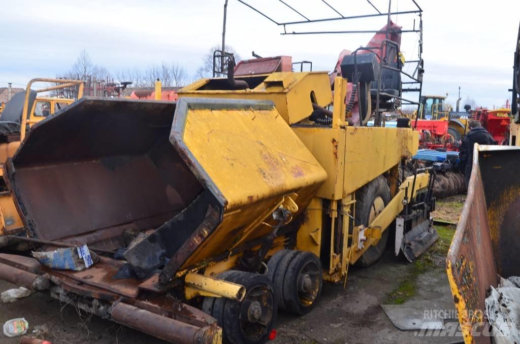 Demag DF 100 P معدات السفلتة
