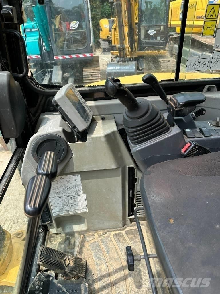CAT 303.5E2 حفارات صغيرة أقل من 7 طن (حفارات صغيرة)
