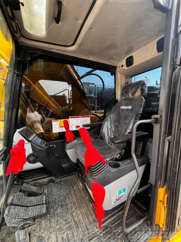 Komatsu PC 240 LC-8 حفارات زحافة